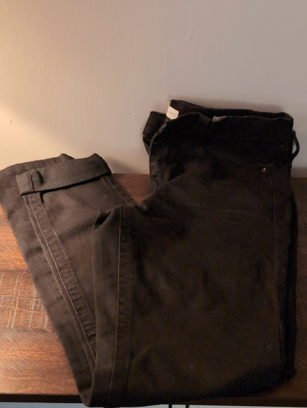 Women's Black Skinny Leg Pants